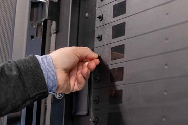 Choosing the Right Blanking Panels for Your Data Centre