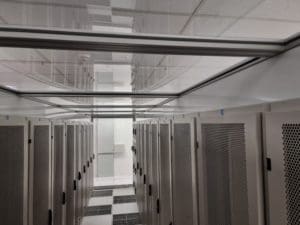 Hot Aisle vs Cold Aisle Containment